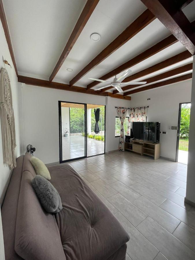 Cabana Campestre Con Piscina En La Hacienda Napoles Doradal Zewnętrze zdjęcie